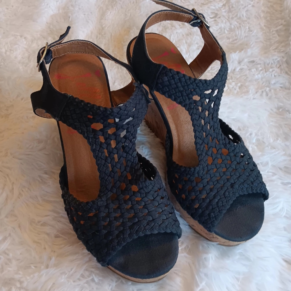Jellypop black wedges